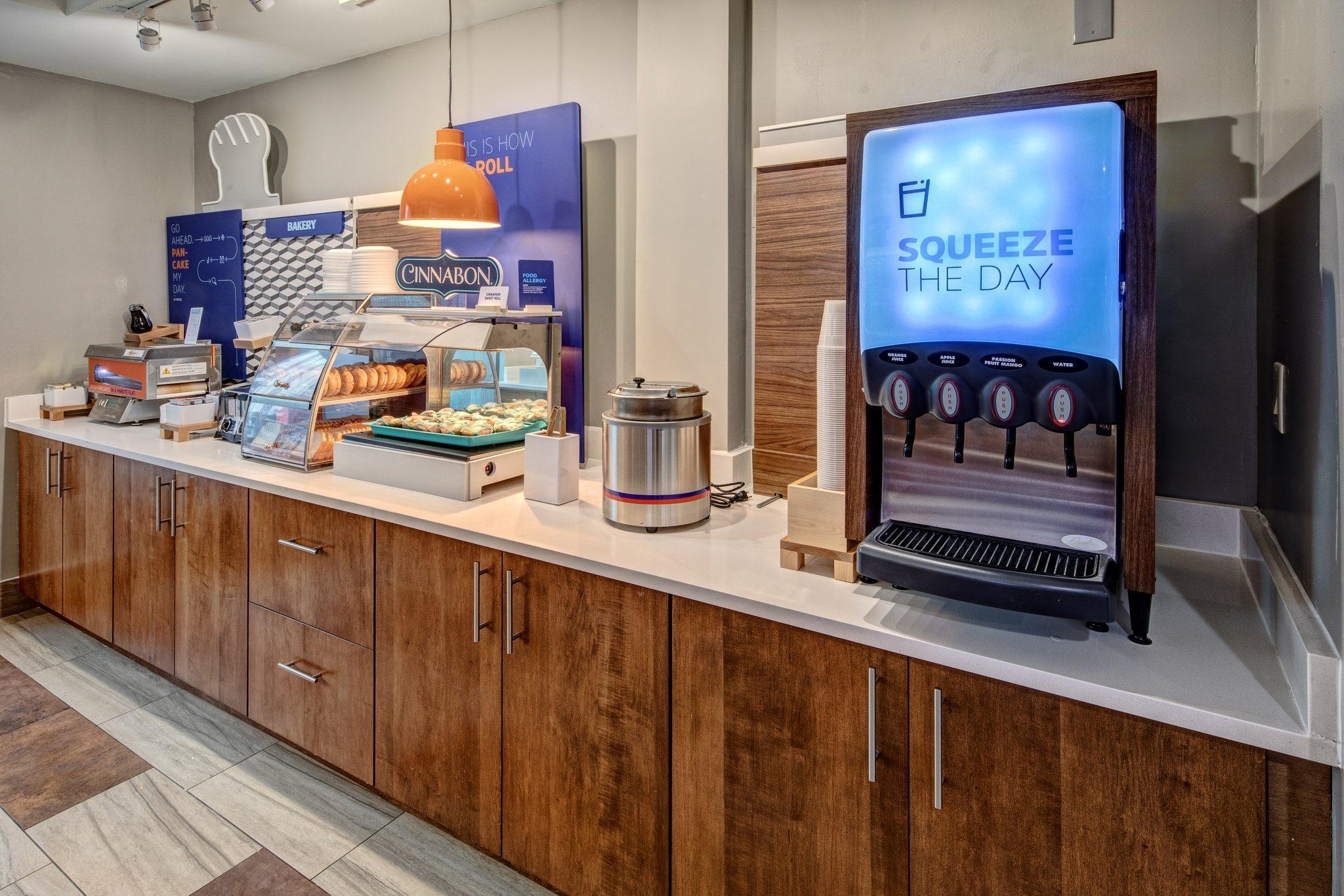 Holiday Inn Express Hotel & Suites Memphis Southwind By Ihg Bagian luar foto